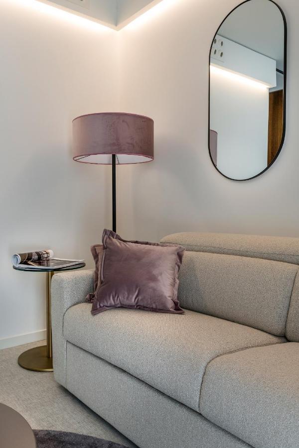 We Me Suite Hotel Riccione Dış mekan fotoğraf
