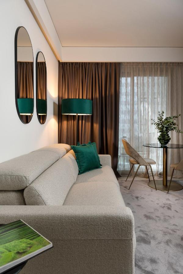 We Me Suite Hotel Riccione Dış mekan fotoğraf